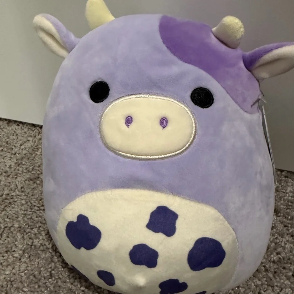Bubba the cow squishmellow